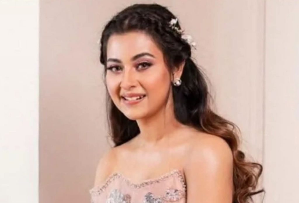 সন্তান কোলে নিয়েই আড়াল ভাঙছেন বুবলী,ফিরছেন ক্যামেরার সামনে