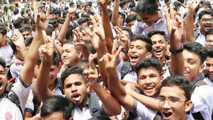 এসএসসি পরীক্ষার খাতা চ্যালেঞ্জের ফল প্রকাশ, নতুন জিপিএ-৫ তিন হাজারের বেশি