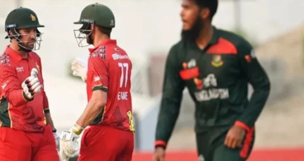 বাংলাদেশকে ২৭২ রানের লক্ষ্য দিয়েছে জিম্বাবুয়ে